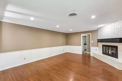 1706 Camellia Drive, Arlington, TX 76013 - Photo 17