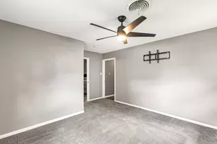 1706 Camellia Dr, Arlington, TX 76013 - Photo 21