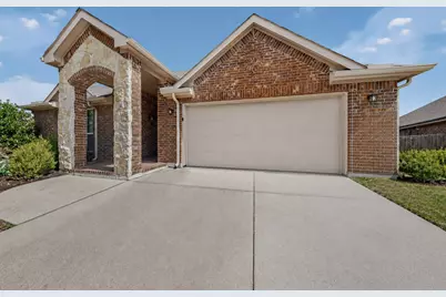 1117 Fairhaven Drive, Glenn Heights, TX 75154 - Photo 5