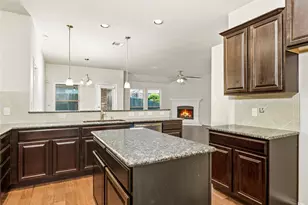 945 Lake Woodland Dr, Little Elm, TX 75068 - Photo 5