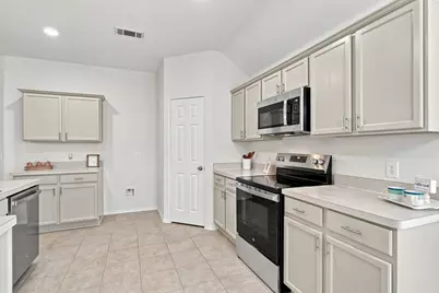 3904 San Lorenzo Drive, Denton, TX 76210 - Photo 7