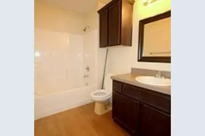 608 Royal Street, Waxahachie, TX 75165 - Photo 5