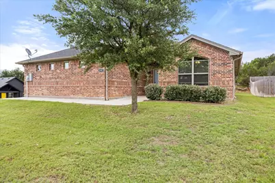 2507 Santiago Drive, Granbury, TX 76048 - Photo 3