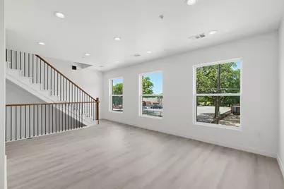 512 S Oconnor Road, Irving, TX 75060 - Photo 3