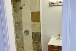 1574 Madrid St, Dallas, TX 75216 - Photo 39