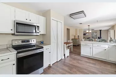 1925 N Dale Avenue, Stephenville, TX 76401 - Photo 11