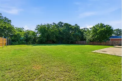 1925 N Dale Avenue, Stephenville, TX 76401 - Photo 29