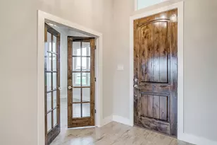 1038 Colt Rd, Springtown, TX 76082 - Photo 3