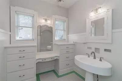 2311 Warner Road, Fort Worth, TX 76110 - Photo 21