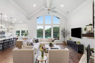 1221 Falcon Dr, Grapevine, TX 76051 - Photo 3