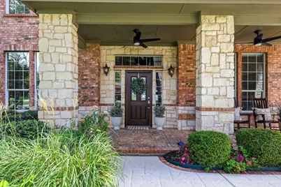 964 Fall Creek, Grapevine, TX 76051 - Photo 3