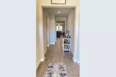252 Drumcliffe Drive, Fort Worth, TX 76052 - Photo 3