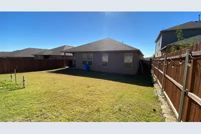 252 Drumcliffe Drive, Fort Worth, TX 76052 - Photo 17