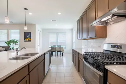 715 Parkside Drive, Justin, TX 76247 - Photo 15