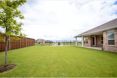 715 Parkside Drive, Justin, TX 76247 - Photo 35