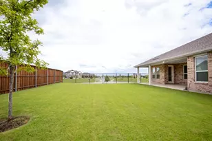 715 Parkside Dr, Justin, TX 76247 - Photo 35