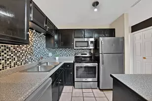 2428 Forest Brook Ln, Arlington, TX 76006 - Photo 5