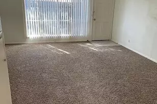 915 N Elm St, Denton, TX 76201 - Photo 7