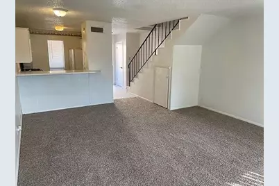 915 N Elm Street #3, Denton, TX 76201 - Photo 3
