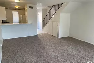 915 N Elm St, Denton, TX 76201 - Photo 3