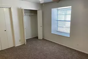 915 N Elm St, Denton, TX 76201 - Photo 15