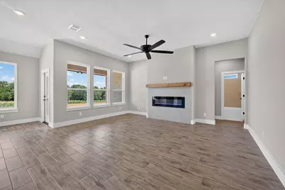 1026 Colt Road, Springtown, TX 76082 - Photo 5