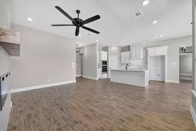 1026 Colt Road, Springtown, TX 76082 - Photo 7