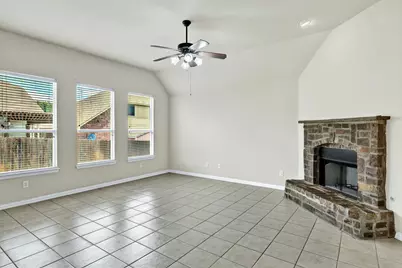 729 Red Elm Lane, Fort Worth, TX 76131 - Photo 15