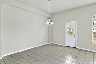 729 Red Elm Ln, Fort Worth, TX 76131 - Photo 13