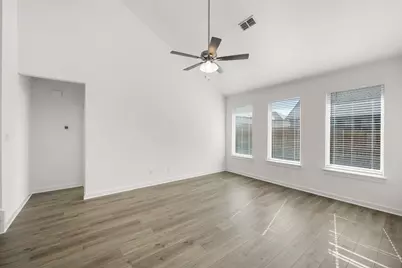 9109 Harrisburg Drive, Fort Worth, TX 76036 - Photo 7