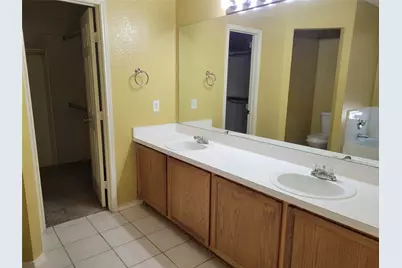 223 Baylor Drive, Glenn Heights, TX 75154 - Photo 11