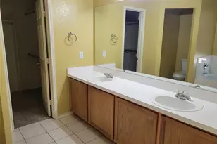 223 Baylor Dr, Glenn Heights, TX 75154 - Photo 11
