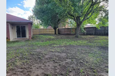 223 Baylor Drive, Glenn Heights, TX 75154 - Photo 17