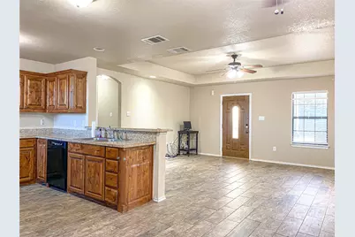 1306 Laredo Drive, Granbury, TX 76048 - Photo 11