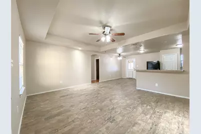 1306 Laredo Drive, Granbury, TX 76048 - Photo 7