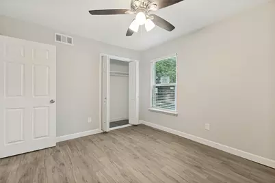 9237 Rosecliff Drive, Dallas, TX 75217 - Photo 13