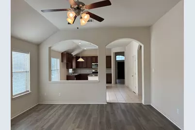 5121 Hidden Knolls Drive, McKinney, TX 75071 - Photo 3