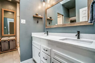 4424 Holland Avenue #103, Dallas, TX 75219 - Photo 11