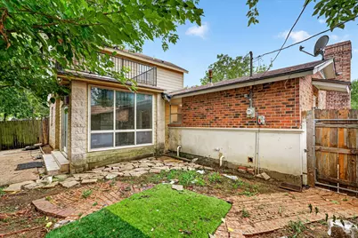 2422 Lakeshore Drive, Grand Prairie, TX 75051 - Photo 29