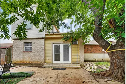 2422 Lakeshore Drive, Grand Prairie, TX 75051 - Photo 27