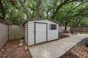 2904 Weston Dr, Denton, TX 76209 - Photo 33