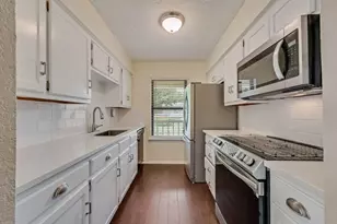 2904 Weston Dr, Denton, TX 76209 - Photo 9