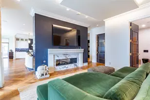 2300 Wolf St, Dallas, TX 75201 - Photo 23