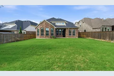 7452 Reverchon Drive, Irving, TX 75063 - Photo 37