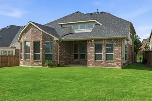 7452 Reverchon Dr, Irving, TX 75063 - Photo 35