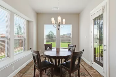 7452 Reverchon Drive, Irving, TX 75063 - Photo 15