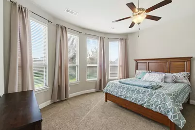 7452 Reverchon Drive, Irving, TX 75063 - Photo 21