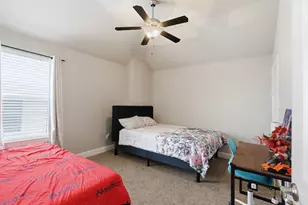 7452 Reverchon Dr, Irving, TX 75063 - Photo 31