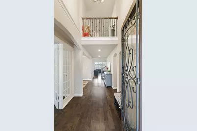 7452 Reverchon Drive, Irving, TX 75063 - Photo 3