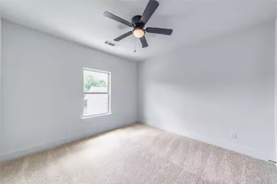 1426 Evans Avenue, Fort Worth, TX 76104 - Photo 21